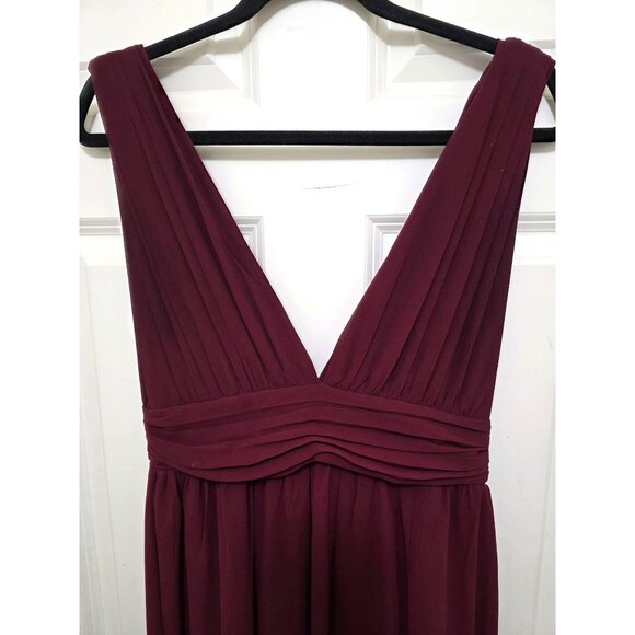 LULUS Elegant Burgundy Maxi Gown Bridesmaid Dress Deep V-Neck & Pleated Bodice S - Picture 2 of 10